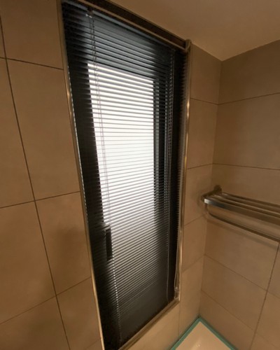 台北浴室百葉窗, 台北防水百葉窗, 台北窗簾店, 台北百葉窗簾, 台北百葉窗簾安裝