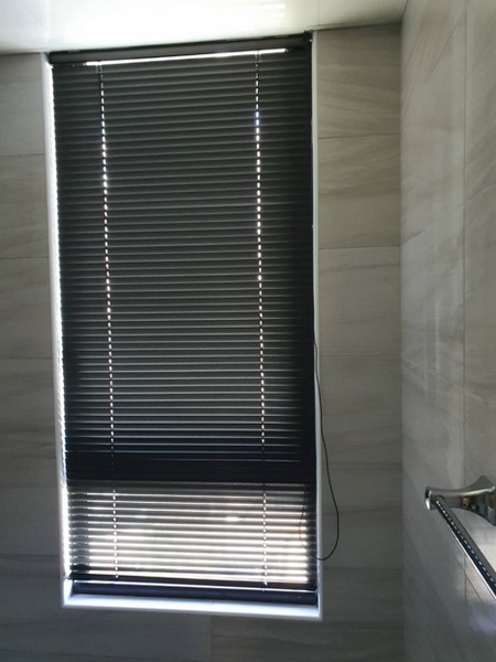 台北百葉窗簾, 台北浴室鋁百葉安裝